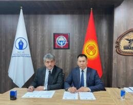 TÜRK DÜNYASI GAZETECİLER FEDERASYONU İLE KIRGIZİSTAN GAZETECİLER BİRLİĞİ ARASINDA İŞBİRLİĞİ PROTOKOLÜ İMZALANDI