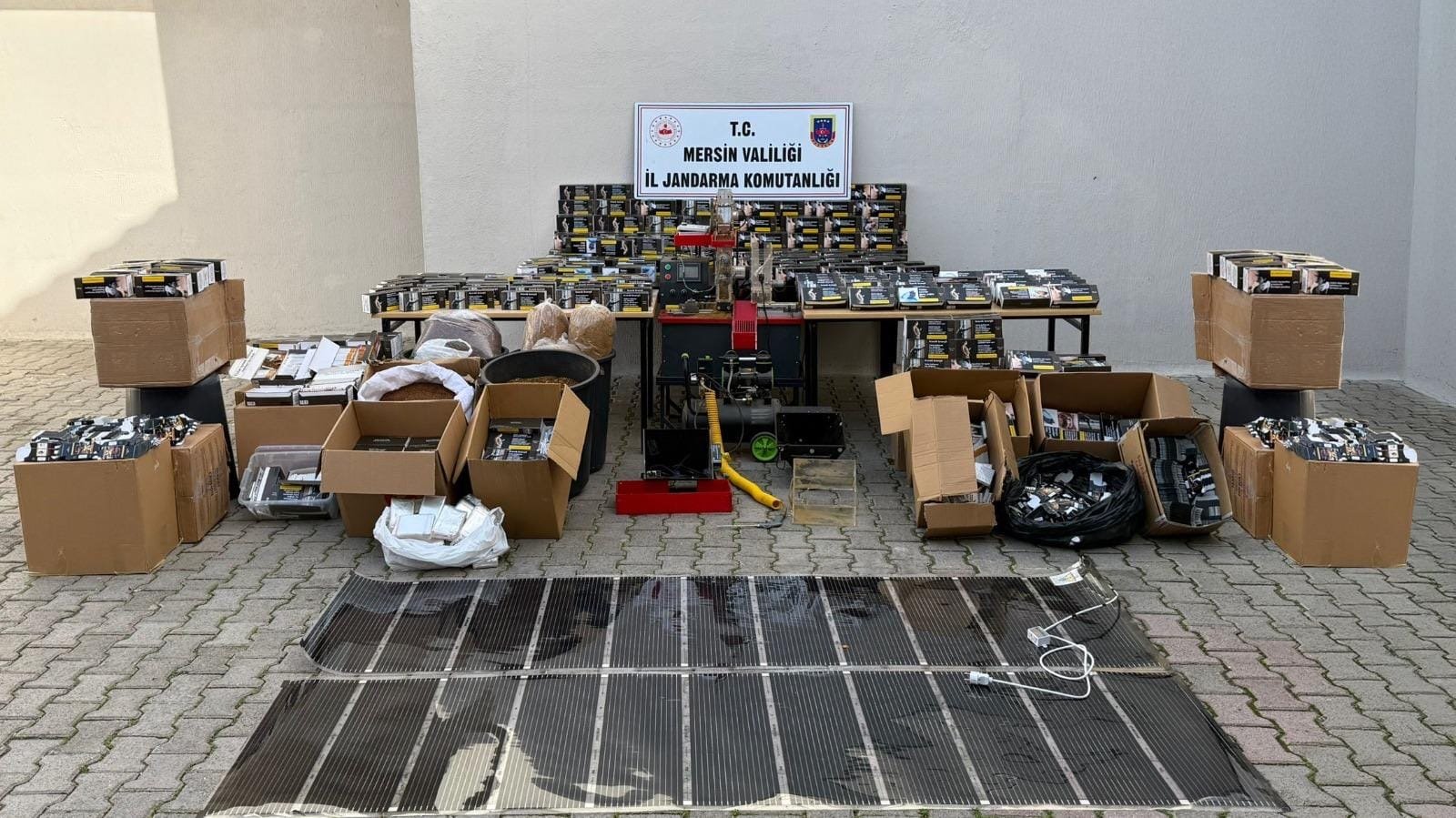 JANDARMADAN KAÇAK MAKARON OPERASYONU